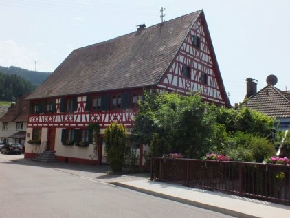 Nicht zuletzt durch die vielen Arbeitseinsätzen der Mitglieder des frisch gegründeten Kunstvereins Hasemann-Liebich Gutach e.V. ging der Umbau des Hauses zügig voran, und das neue Museum konnte bereits in einer feierlichen Stunde am 17. September 2005 seine Türe mit einer Sonderausstellung über Hasemann und Liebich öffnen