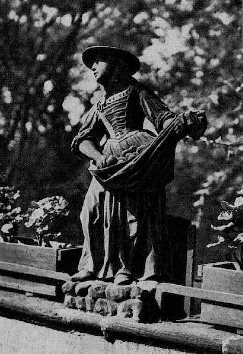 Vinzentiusgarten. Das Mädchen mit den Früchten, Rokokoplastik aus "Badische Heimat" 1935
