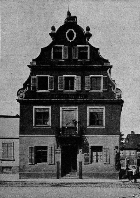Fig. 287. Einhornapotheke in Offenburg
