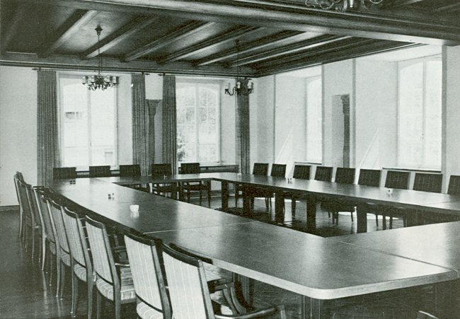 Sitzungssaal des Gemeinderats. Der nordöstliche Teil gilt als Sterbezimmer des Kardinals Rohan - Aufn. Arthur Strebler