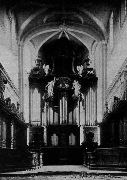 Fig. 218. Der Chor der Klosterkirche in Gengenbach vor der Restauration