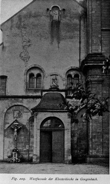 fig 209 Klosterkirche Westfassade