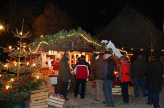 Weihnachtsmarkt auf den Vogtsbauernh?fen